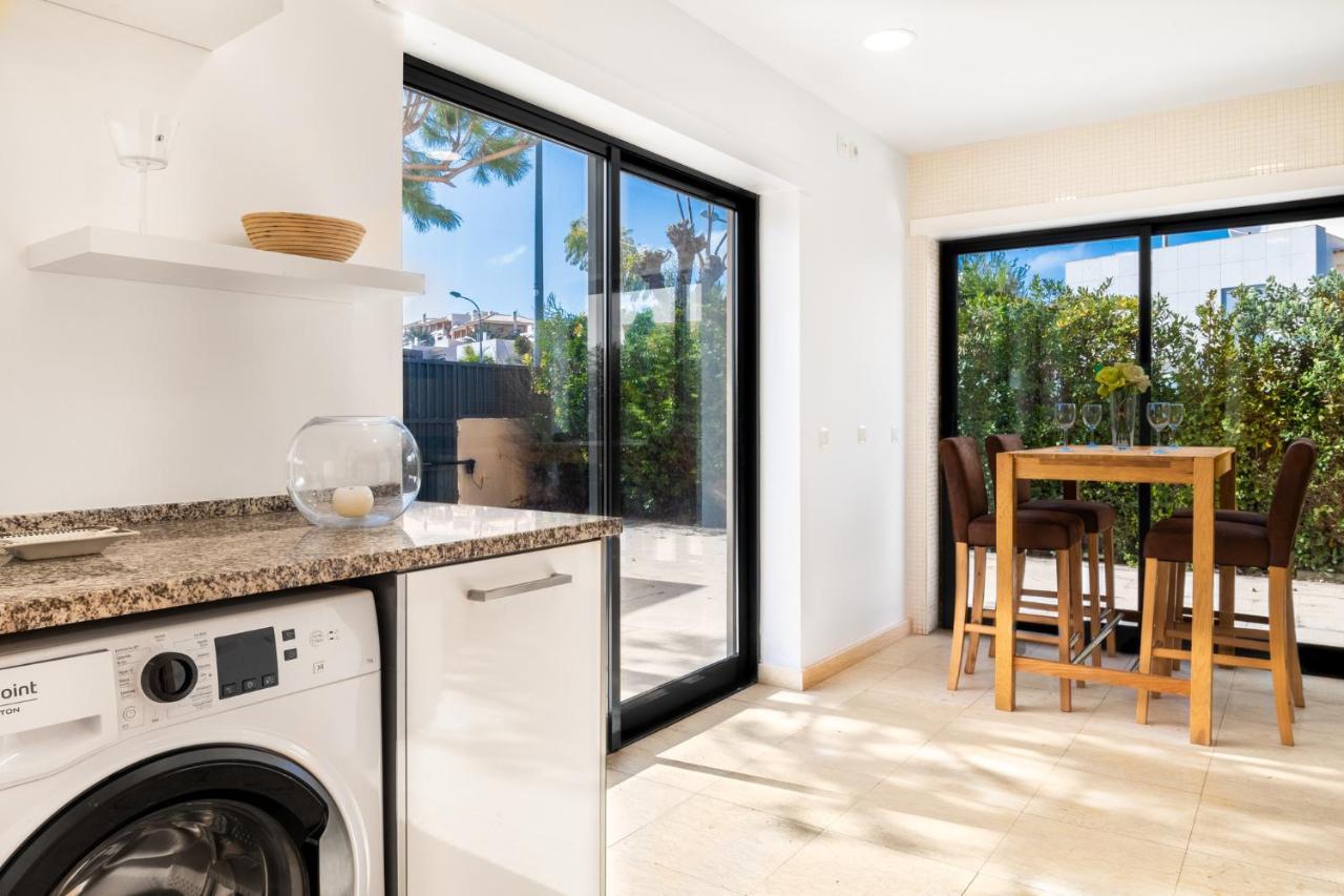Linda Oura 4br 10 New For Rent! Hébergement de vacances *