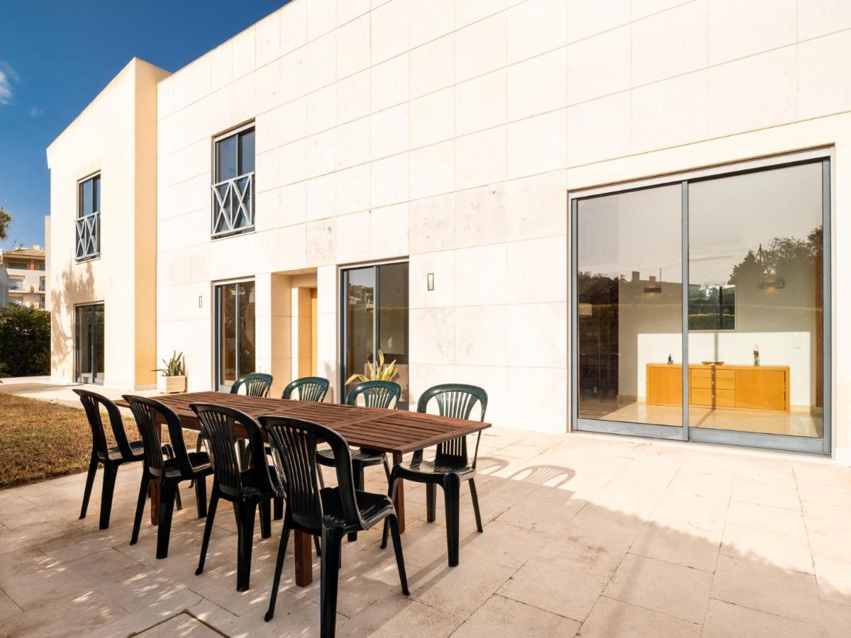 Linda Oura 4br 10 New For Rent! Holiday home